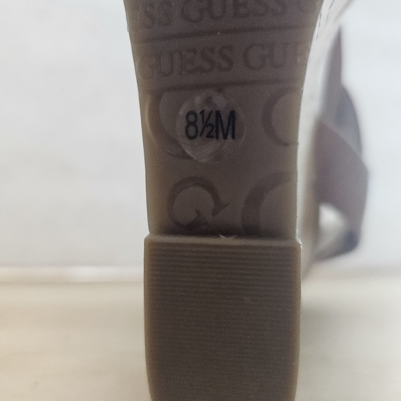 Guess Womens Medium Brown Leather Wultima 8.5M Heels Wedges Shoes - Picture 12 of 12